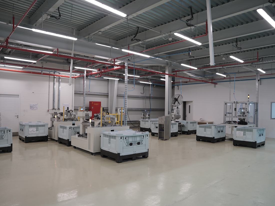 Assembly, ring-seal insertion and quality testing area at the KEZAD plant